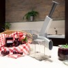 Denoyautor with cherries